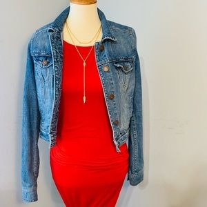 Red maternity dress 💃🏻